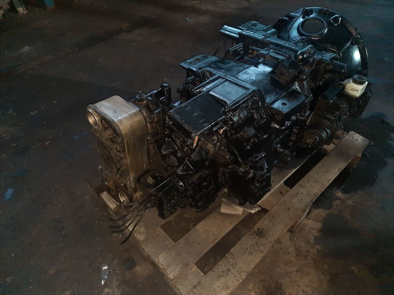Scania GR875R Scania124 - Gearbox for Bus: picture 2 Scania GR875R Scania124 - Gearbox for Bus: picture 2