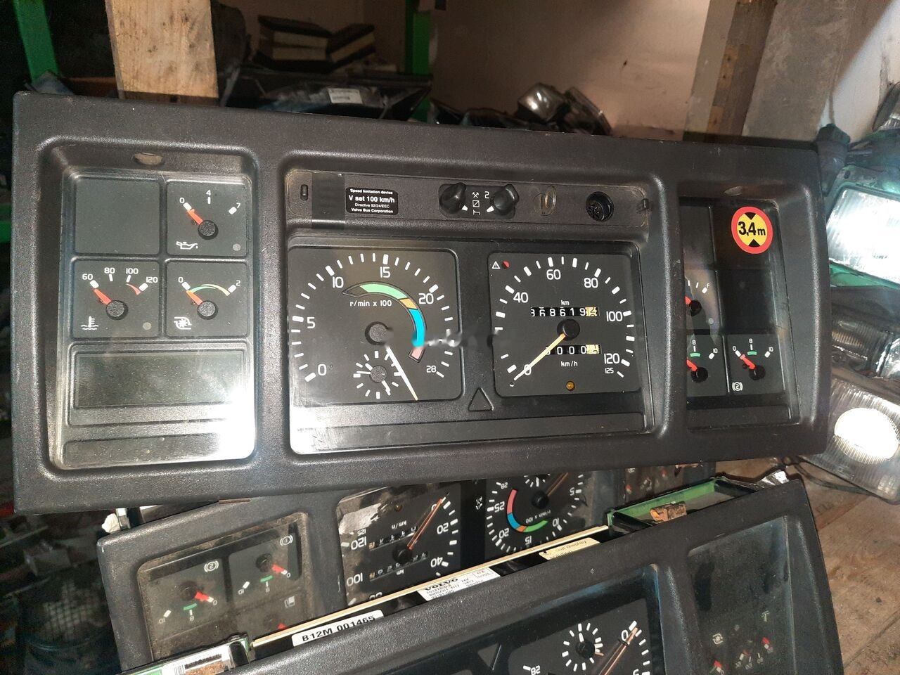 Volvo 70361832-1 . 70361831. 70329201-2 .22205475-P03. 70392912-P01/   Volvo B7 . B9. B12 . FH. Scania leasing Volvo 70361832-1 . 70361831. 70329201-2 .22205475-P03. 70392912-P01/   Volvo B7 . B9. B12 . FH. Scania: picture 17