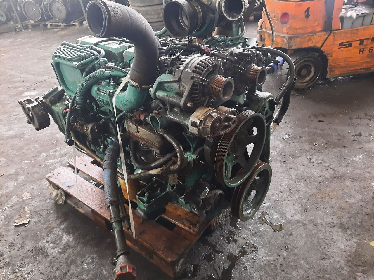 Volvo D7S-310 EC99 - Engine for Bus: picture 2 Volvo D7S-310 EC99 - Engine for Bus: picture 2