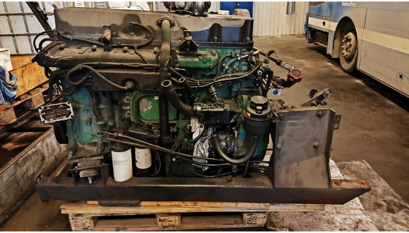 Volvo D9B380/ D9B-360 .G9A-300 D9B310. D9A.-340 - Engine: picture 5 Volvo D9B380/ D9B-360 .G9A-300 D9B310. D9A.-340 - Engine: picture 5