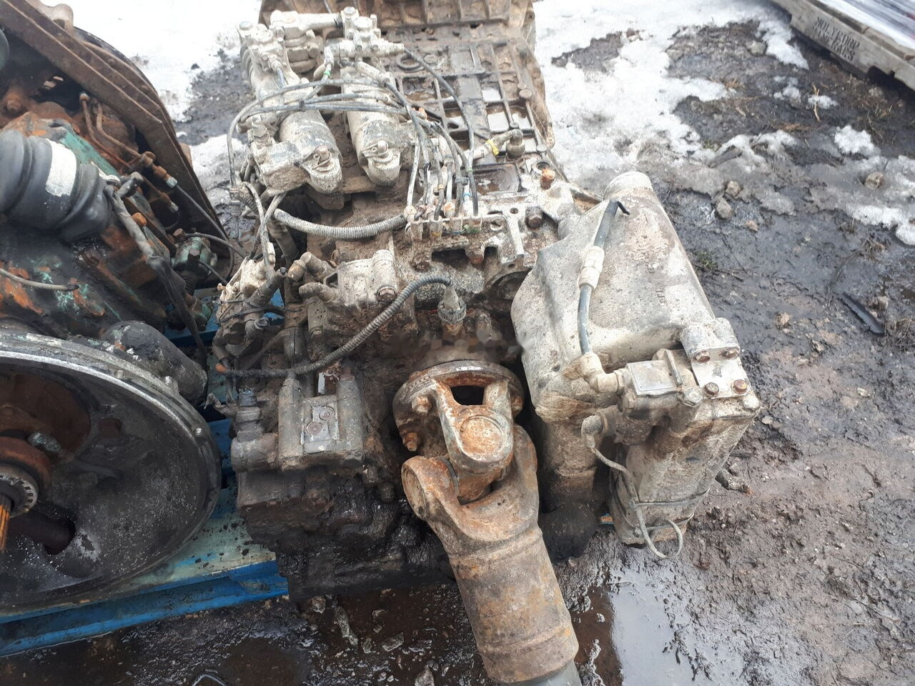 ZF 16S130 .8S180IT . 6S150C. 8S140 IT.6S80+GV80/ 6S90/ S5-24-3 / 6S Van Hool Neoplan - Gearbox for Bus: picture 3 ZF 16S130 .8S180IT . 6S150C. 8S140 IT.6S80+GV80/ 6S90/ S5-24-3 / 6S Van Hool Neoplan - Gearbox for Bus: picture 3