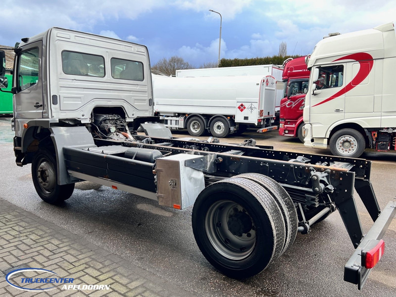 Mercedes-Benz Atego 1524 4x4 Steel springs, Manuel gearbox, Pto - Cab chassis truck: picture 4 Mercedes-Benz Atego 1524 4x4 Steel springs, Manuel gearbox, Pto - Cab chassis truck: picture 4