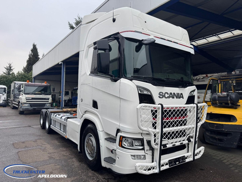 Scania R580 V8 NGS 6x2, Retarder, Standclima, Bullbar - Cab chassis truck: picture 1 Scania R580 V8 NGS 6x2, Retarder, Standclima, Bullbar - Cab chassis truck: picture 1
