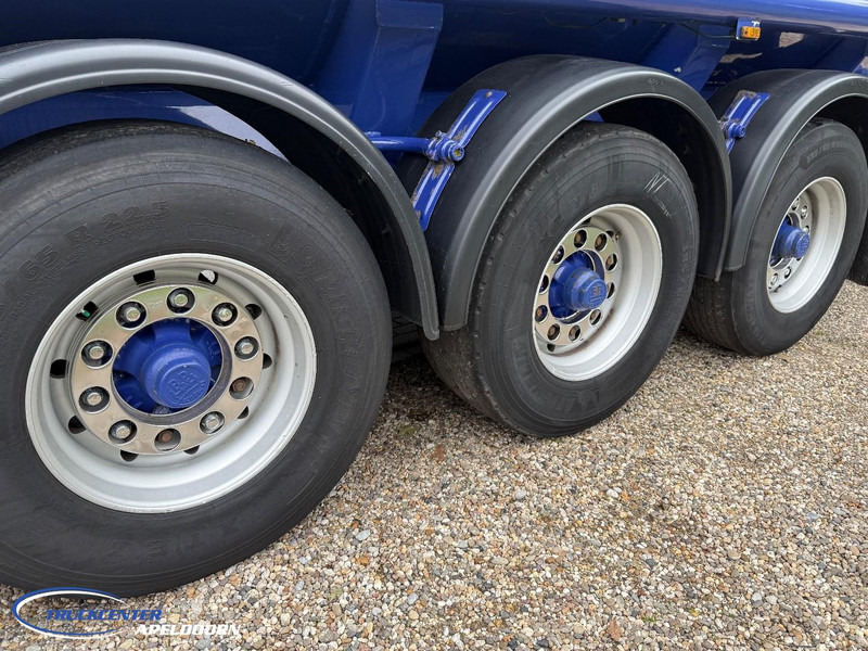 Schrader Z-STA 27-52,5/5 49.000 liter, 5 Compartimenten, ADR, Brandstof - Tanker semi-trailer: picture 5 Schrader Z-STA 27-52,5/5 49.000 liter, 5 Compartimenten, ADR, Brandstof - Tanker semi-trailer: picture 5