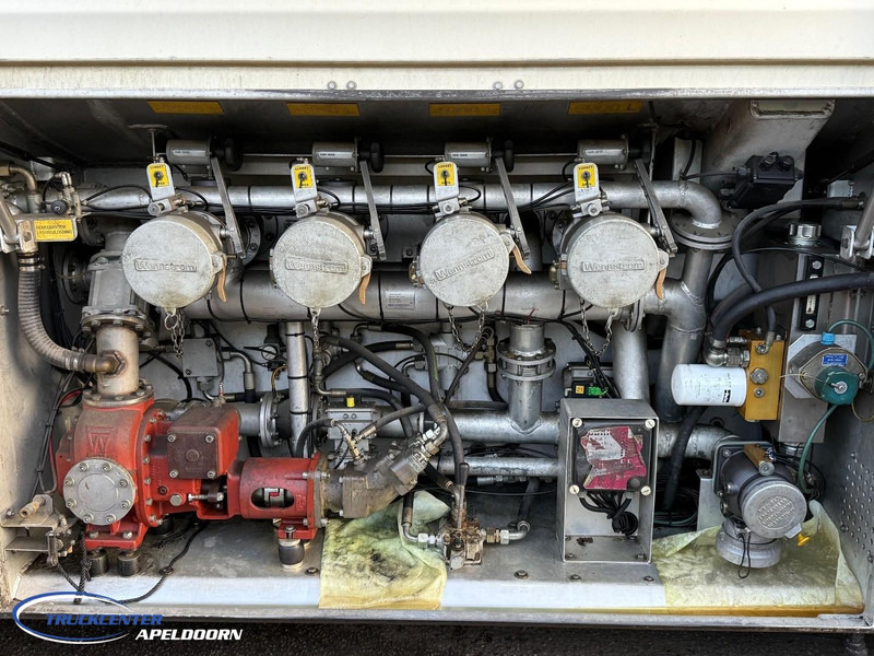 Tanker truck Volvo FH 480 18000 Liter ADR, 4 Compartimenten, Stuuras: picture 9 Tanker truck Volvo FH 480 18000 Liter ADR, 4 Compartimenten, Stuuras: picture 9