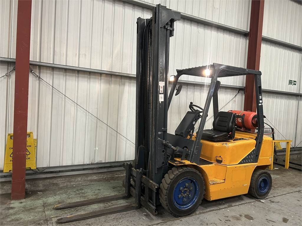 Daewoo G25E-3 - LPG forklift: picture 2 Daewoo G25E-3 - LPG forklift: picture 2