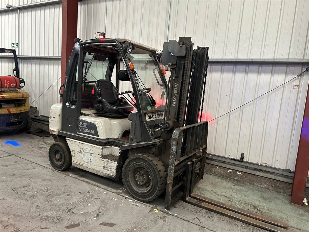 Nissan U1D2A25 - LPG forklift: picture 4 Nissan U1D2A25 - LPG forklift: picture 4