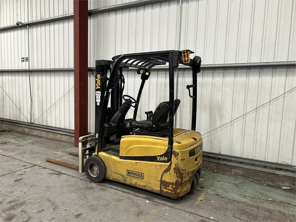 Yale ERP20VT - Electric forklift: picture 3 Yale ERP20VT - Electric forklift: picture 3