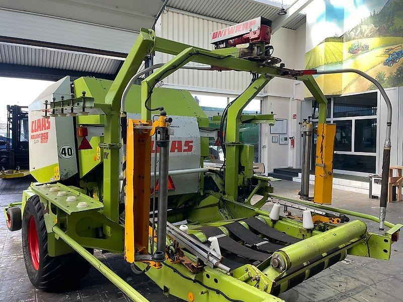Claas Rollant 250 Rotocut Uniwrap - Agricultural machinery: picture 5 Claas Rollant 250 Rotocut Uniwrap - Agricultural machinery: picture 5