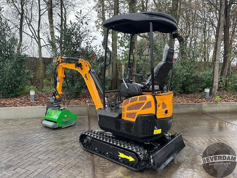 JPC HT18 Minigraver - Crawler excavator: picture 3 JPC HT18 Minigraver - Crawler excavator: picture 3
