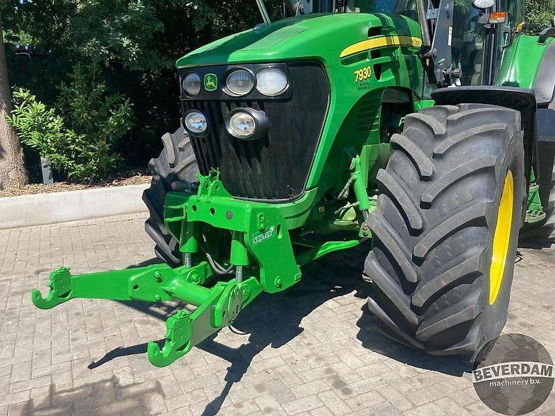 John Deere 7930 - Farm tractor: picture 3 John Deere 7930 - Farm tractor: picture 3