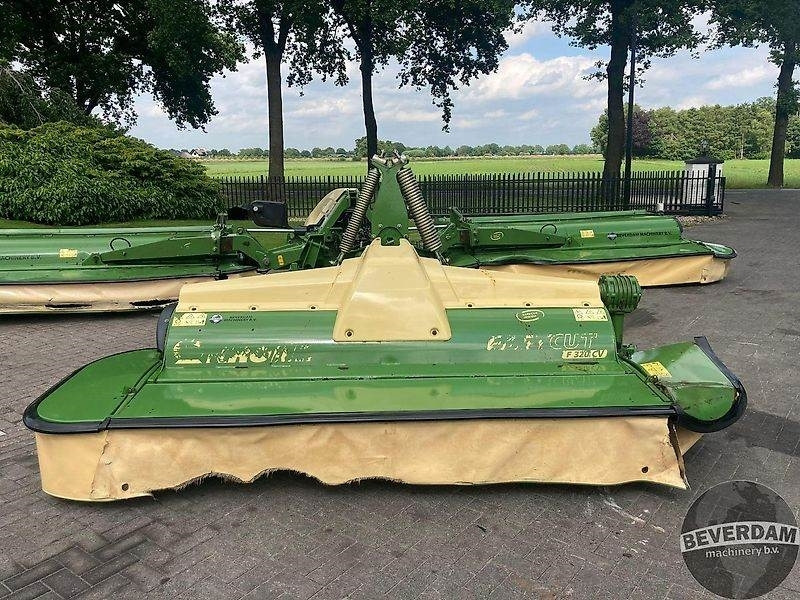 Krone Easy Cut B 1000 CV - EC F 320 CV - Mower: picture 2 Krone Easy Cut B 1000 CV - EC F 320 CV - Mower: picture 2