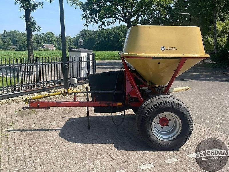 Vicon getrokken kunstmeststrooier - Fertilizer spreader: picture 5 Vicon getrokken kunstmeststrooier - Fertilizer spreader: picture 5