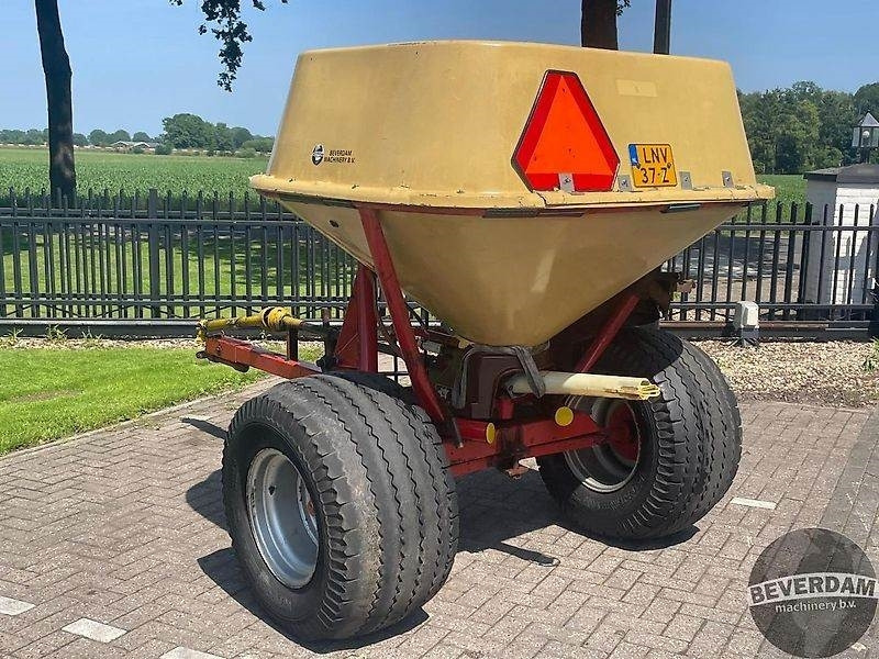 Vicon getrokken kunstmeststrooier - Fertilizer spreader: picture 4 Vicon getrokken kunstmeststrooier - Fertilizer spreader: picture 4
