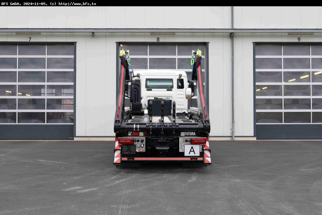 Barkas TGS (TG3) 26.520 6x2-4 BL CH HIAB - Tow truck: picture 4 Barkas TGS (TG3) 26.520 6x2-4 BL CH HIAB - Tow truck: picture 4