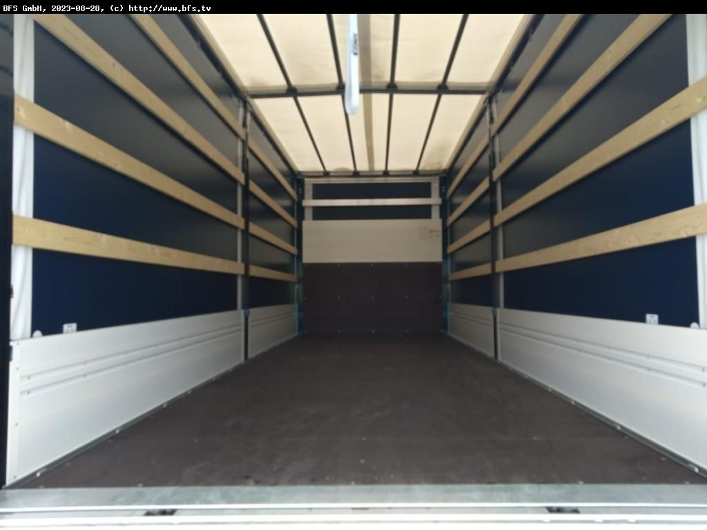 MAN TGL (TG3) 12.250 4x2 BL CH Plane und Spiegel, LB - Curtain side truck: picture 4 MAN TGL (TG3) 12.250 4x2 BL CH Plane und Spiegel, LB - Curtain side truck: picture 4