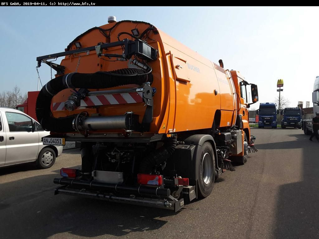 MAN TGS 18.360 4X2 LL Bucher OF 8000 RS beids. WK HD - Road sweeper: picture 2 MAN TGS 18.360 4X2 LL Bucher OF 8000 RS beids. WK HD - Road sweeper: picture 2