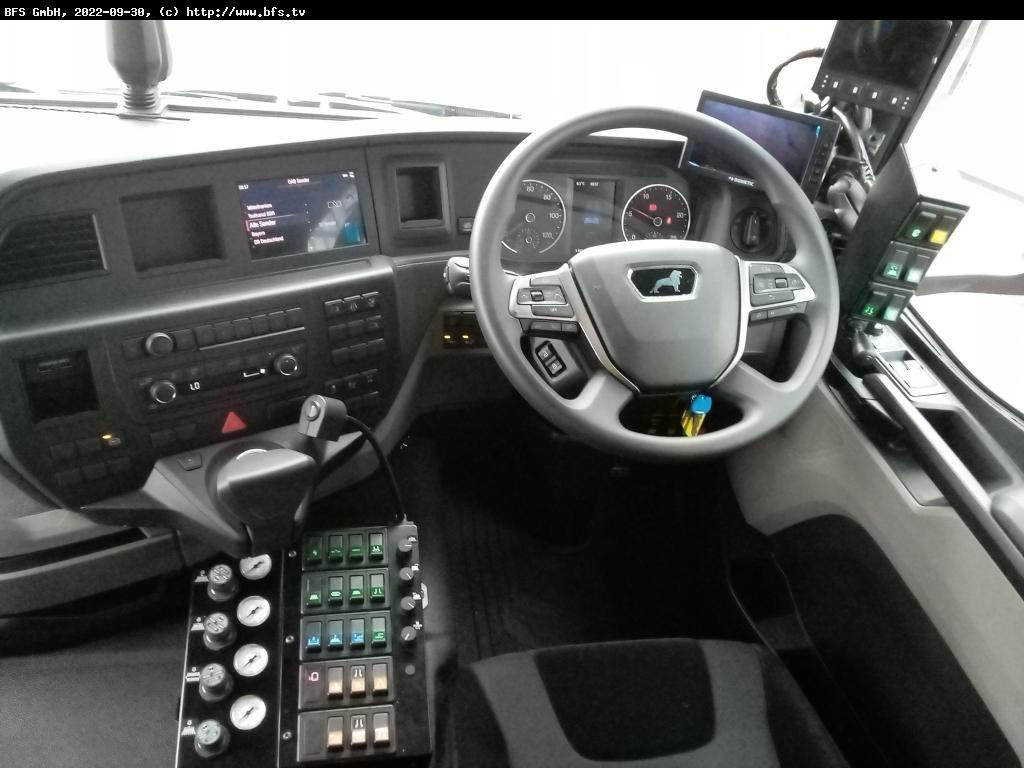 MAN TGS 18.360 4x2 BL BEAM S9000 beids. WK HD Heckab - Road sweeper: picture 4 MAN TGS 18.360 4x2 BL BEAM S9000 beids. WK HD Heckab - Road sweeper: picture 4