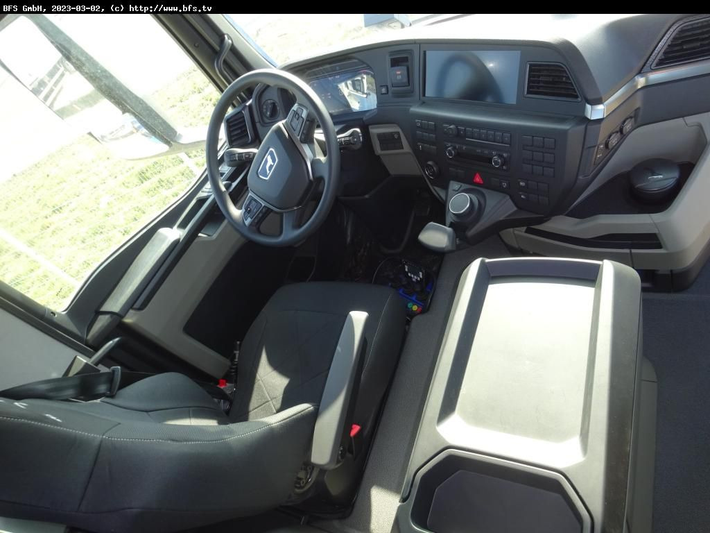 MAN TGS (TG3) 18.470 4x4H BL CH TG3 Hydrodrive, HMF, MAN TGS (TG3) 18.470 4x4H BL CH TG3 Hydrodrive, HMF, - Tipper: picture 4 MAN TGS (TG3) 18.470 4x4H BL CH TG3 Hydrodrive, HMF, MAN TGS (TG3) 18.470 4x4H BL CH TG3 Hydrodrive, HMF, - Tipper: picture 4