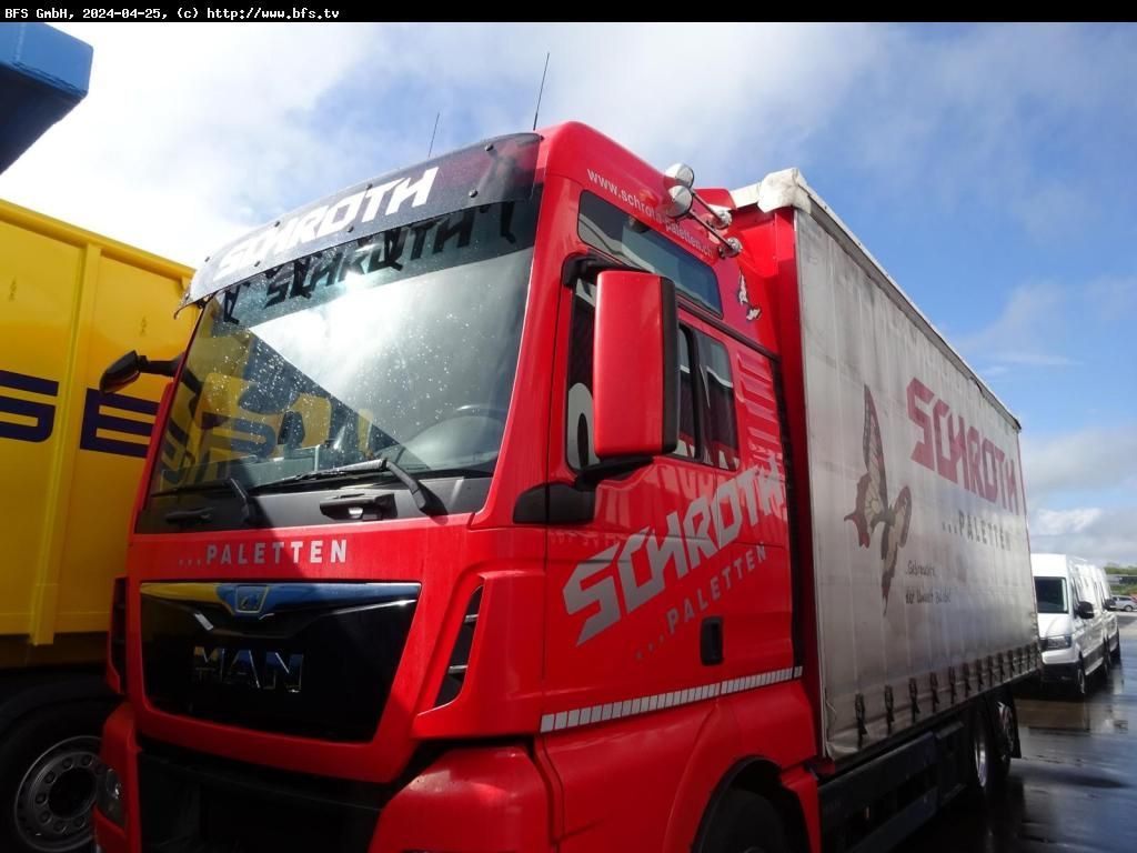 MAN TGX 26.440 6x2-2 LL lenk lift Achse Hub-Dach - Curtain side truck: picture 1 MAN TGX 26.440 6x2-2 LL lenk lift Achse Hub-Dach - Curtain side truck: picture 1