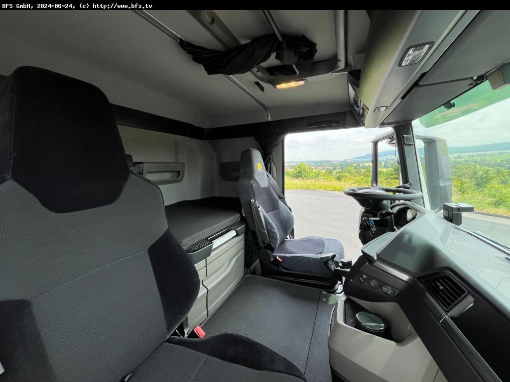 MAN TGS (TG3) 18.520 4x4 BL SA hohe Bauart, Kipphydr - Tractor unit: picture 3 MAN TGS (TG3) 18.520 4x4 BL SA hohe Bauart, Kipphydr - Tractor unit: picture 3