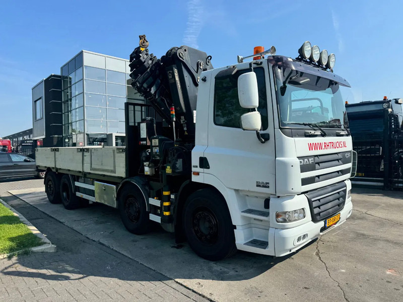 DAF CF 85.360 8x2 + HIAB 422E8 REMOTE CONTROLE - Dropside/ Flatbed truck, Crane truck: picture 4 DAF CF 85.360 8x2 + HIAB 422E8 REMOTE CONTROLE - Dropside/ Flatbed truck, Crane truck: picture 4