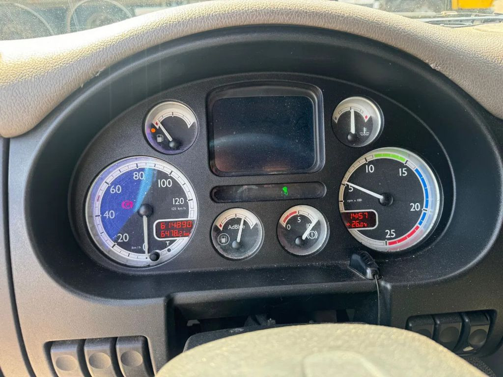 DAF CF 85 8x2 HIAB 422E8 REMOTE CONTROLE  leasing DAF CF 85 8x2 HIAB 422E8 REMOTE CONTROLE: picture 12