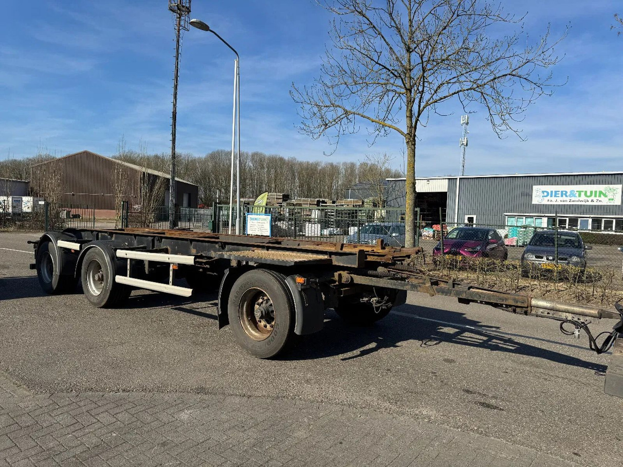 Floor FLA-10-20 - 3 AXLE BPW - Roll-off/ Skip trailer: picture 1 Floor FLA-10-20 - 3 AXLE BPW - Roll-off/ Skip trailer: picture 1