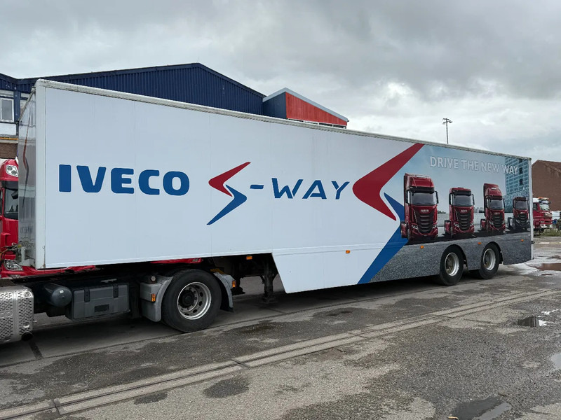 Fruehauf 2 AXLE + ZEPRO LOADLIFT (BUT DEFECT) - Closed box semi-trailer: picture 1 Fruehauf 2 AXLE + ZEPRO LOADLIFT (BUT DEFECT) - Closed box semi-trailer: picture 1
