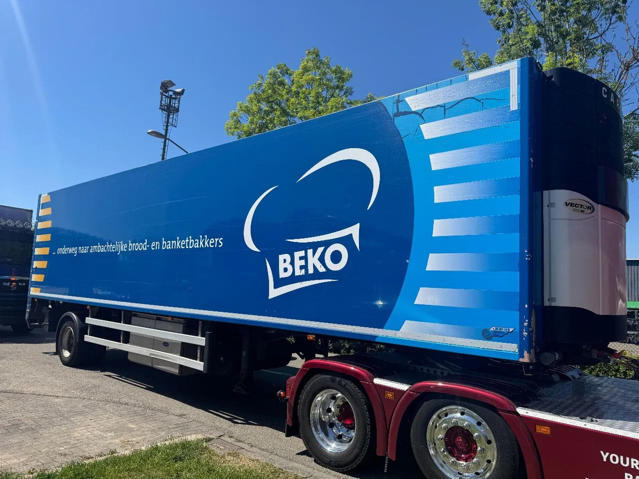 HRD SKFG - BPW AXLE + CARRIER VECTOR 1850MT - Refrigerator semi-trailer: picture 2 HRD SKFG - BPW AXLE + CARRIER VECTOR 1850MT - Refrigerator semi-trailer: picture 2