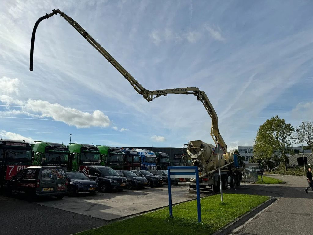 Iveco Eurotrakker 410 8X4 CIFA PUMP 24M + MIXER FULL S - Mixer pump truck: picture 4 Iveco Eurotrakker 410 8X4 CIFA PUMP 24M + MIXER FULL S - Mixer pump truck: picture 4