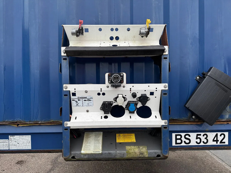 Krone SE 1 AXLE CITY BÄR LOAD LIFT STEERING AXLE - Curtainsider semi-trailer: picture 4 Krone SE 1 AXLE CITY BÄR LOAD LIFT STEERING AXLE - Curtainsider semi-trailer: picture 4