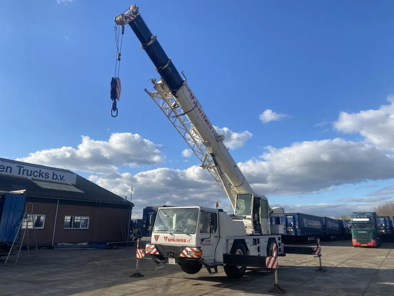 Liebherr LTM1030 - All terrain crane: picture 4 Liebherr LTM1030 - All terrain crane: picture 4