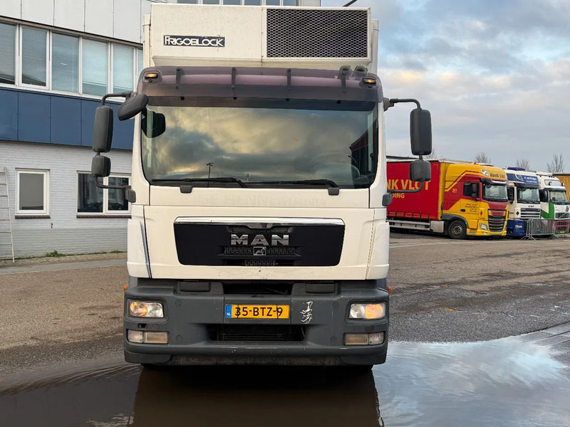 MAN TGM 18.250 4X2 + FRIGOBLOCK + DHOLLANDIA - Refrigerator truck: picture 2 MAN TGM 18.250 4X2 + FRIGOBLOCK + DHOLLANDIA - Refrigerator truck: picture 2