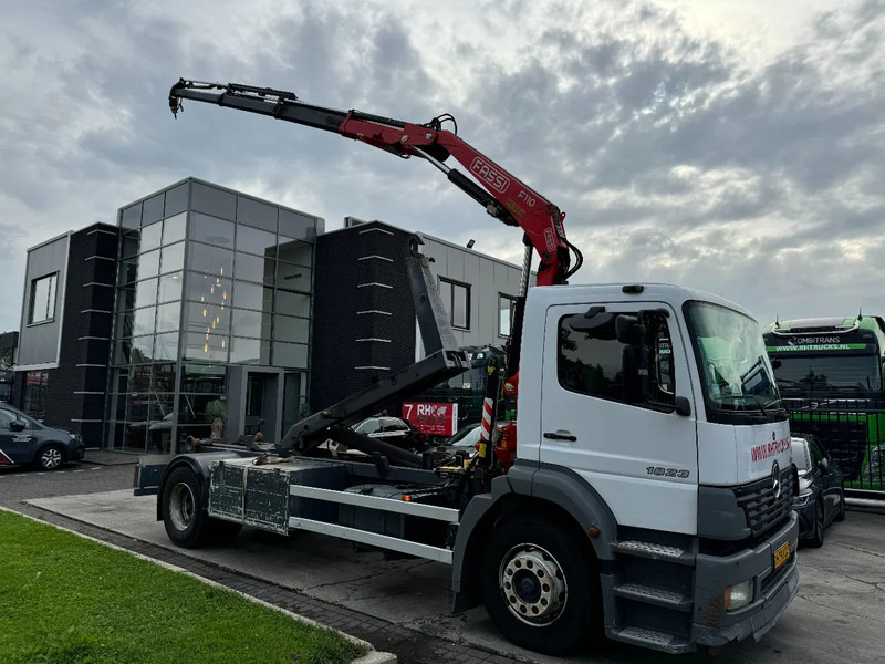 Mercedes-Benz LS 1923 ATEGO + 2011 FASSI F110 + 2011 VDS HOOKLIFT - Hook lift truck, Crane truck: picture 3 Mercedes-Benz LS 1923 ATEGO + 2011 FASSI F110 + 2011 VDS HOOKLIFT - Hook lift truck, Crane truck: picture 3