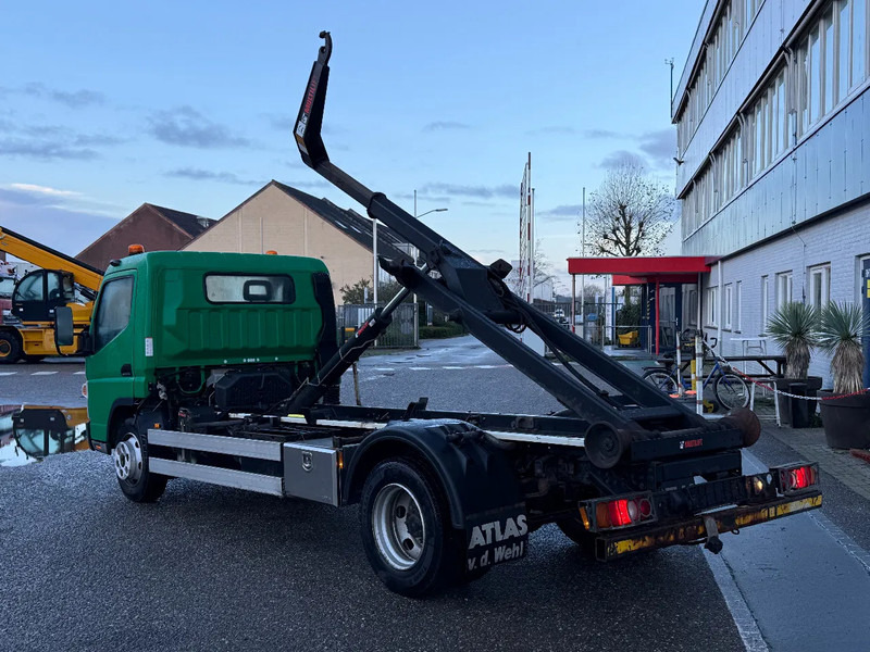 Mitsubishi Canter 7C18 - EURO 6 + HIAB 5 TON HOOKLIFT - Hook lift truck: picture 3 Mitsubishi Canter 7C18 - EURO 6 + HIAB 5 TON HOOKLIFT - Hook lift truck: picture 3