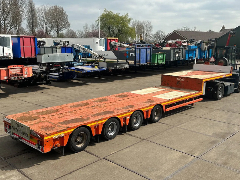 Nooteboom MCO-58-04V 4 AXLE FORCED STEERING AN DOUBLE EXTENDABLE TILL 26,53 METER - Low loader semi-trailer: picture 3 Nooteboom MCO-58-04V 4 AXLE FORCED STEERING AN DOUBLE EXTENDABLE TILL 26,53 METER - Low loader semi-trailer: picture 3