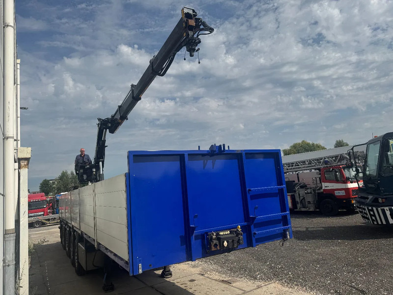 Pacton HIAB ROLLER 220 F3 !2012!, 4 ASSIGE, 2 LIFT + 2 STUUR ASSEN - Dropside/ Flatbed semi-trailer: picture 3 Pacton HIAB ROLLER 220 F3 !2012!, 4 ASSIGE, 2 LIFT + 2 STUUR ASSEN - Dropside/ Flatbed semi-trailer: picture 3