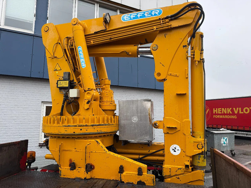 Scania P380 6X2 + FASSI 43 TON/M + REMOTE CONTROL - Dropside/ Flatbed truck, Crane truck: picture 5 Scania P380 6X2 + FASSI 43 TON/M + REMOTE CONTROL - Dropside/ Flatbed truck, Crane truck: picture 5