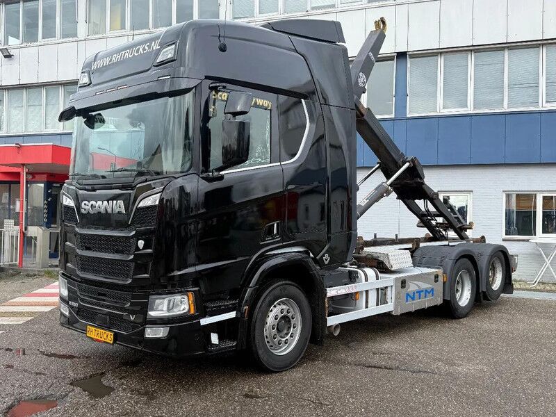 Scania R650 - Hook lift truck: picture 1 Scania R650 - Hook lift truck: picture 1