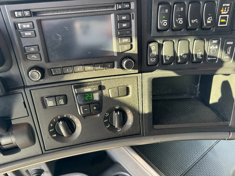 Cab chassis truck Scania R730 V8 8X4 EURO 6 BIG AXLES: picture 14 Cab chassis truck Scania R730 V8 8X4 EURO 6 BIG AXLES: picture 14