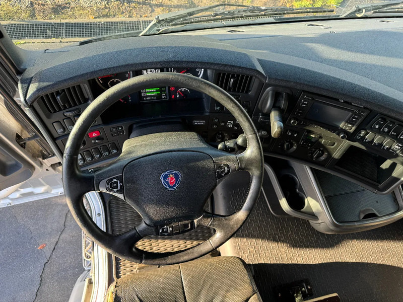 Cab chassis truck Scania R730 V8 8X4 EURO 6 BIG AXLES: picture 10 Cab chassis truck Scania R730 V8 8X4 EURO 6 BIG AXLES: picture 10