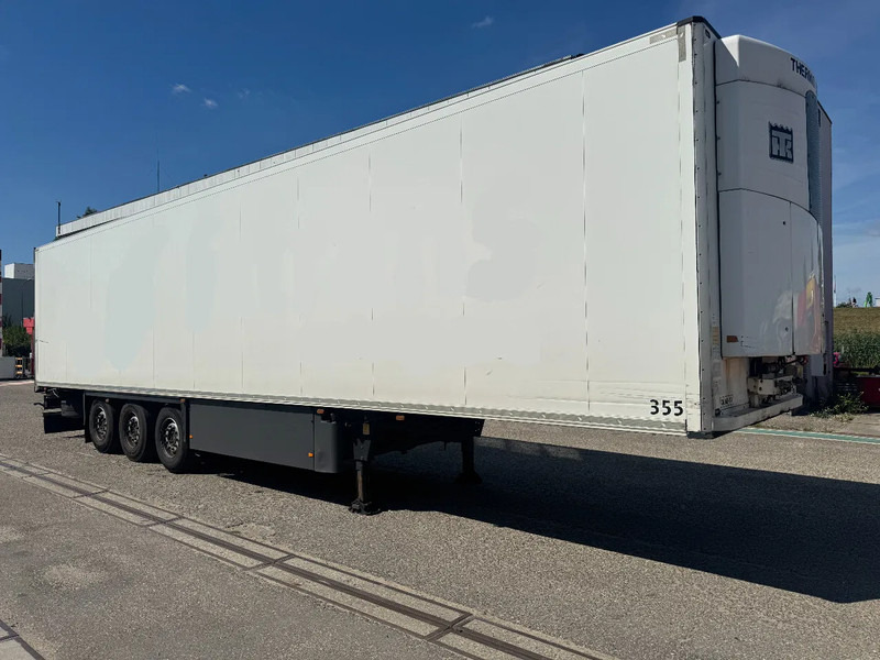 Schmitz Cargobull SKO 24 THERMO KING SLX300 D/E 3 AXLE TÜV TILL 03-2026 - Refrigerator semi-trailer: picture 2 Schmitz Cargobull SKO 24 THERMO KING SLX300 D/E 3 AXLE TÜV TILL 03-2026 - Refrigerator semi-trailer: picture 2