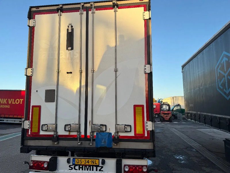 Schmitz Cargobull SKO THERMO KING SLX300 DISC BRAKES DOPPELSTOCK - Refrigerator semi-trailer: picture 5 Schmitz Cargobull SKO THERMO KING SLX300 DISC BRAKES DOPPELSTOCK - Refrigerator semi-trailer: picture 5