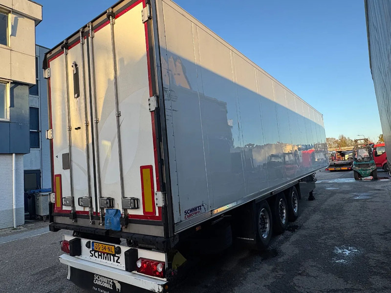 Schmitz Cargobull SKO THERMO KING SLX300 DISC BRAKES DOPPELSTOCK - Refrigerator semi-trailer: picture 4 Schmitz Cargobull SKO THERMO KING SLX300 DISC BRAKES DOPPELSTOCK - Refrigerator semi-trailer: picture 4