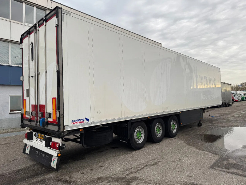 Schmitz Cargobull SKO THERMO KING SLX300I DISC BRAKES - Refrigerator semi-trailer: picture 4 Schmitz Cargobull SKO THERMO KING SLX300I DISC BRAKES - Refrigerator semi-trailer: picture 4