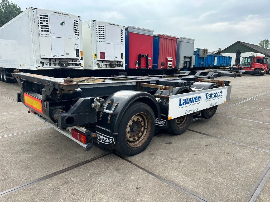 Tracon TRAILERS LZV MET SCHOTEL LIFT EN STUURAS - Container transporter/ Swap body semi-trailer: picture 5 Tracon TRAILERS LZV MET SCHOTEL LIFT EN STUURAS - Container transporter/ Swap body semi-trailer: picture 5