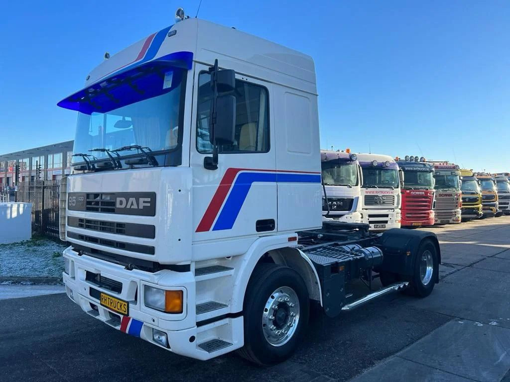 DAF 95.400 4X2 RESTORED/RESTAURIERT/GERESTAUREERD - Tractor unit: picture 3 DAF 95.400 4X2 RESTORED/RESTAURIERT/GERESTAUREERD - Tractor unit: picture 3