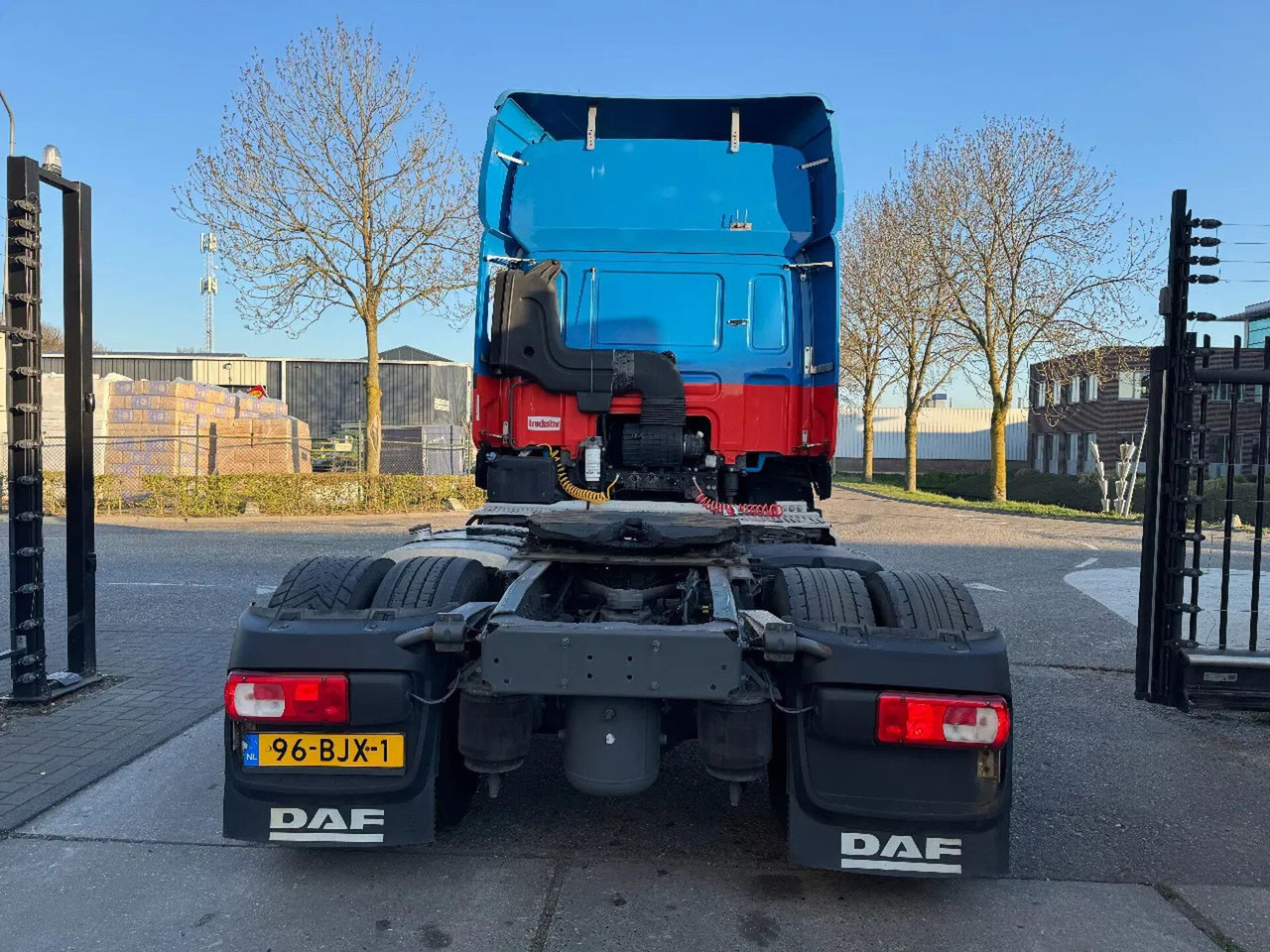 DAF CF 410 4X2 STANDARD EURO 6 FRIDGE - Tractor unit: picture 5 DAF CF 410 4X2 STANDARD EURO 6 FRIDGE - Tractor unit: picture 5