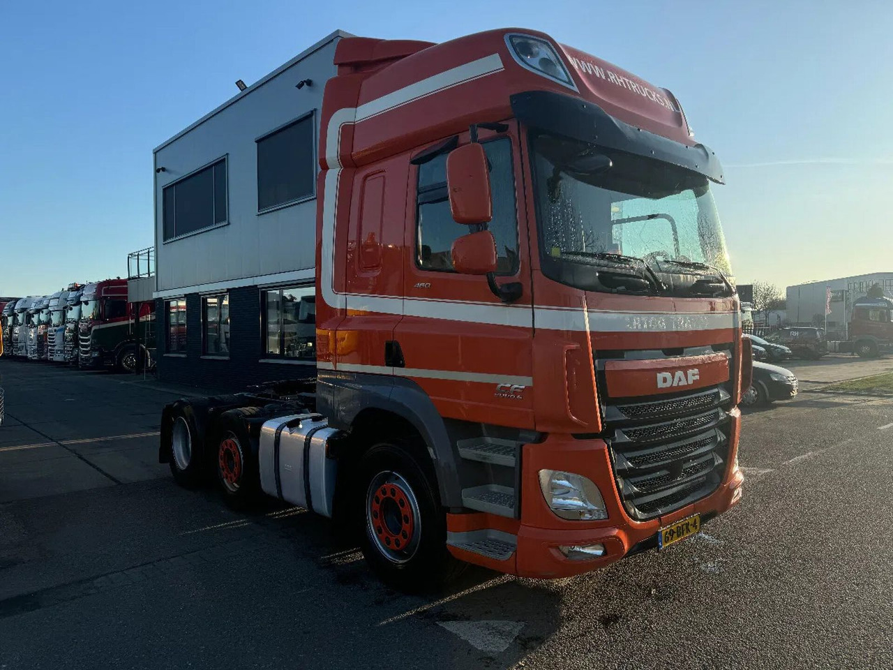 DAF CF 460 6X2 - EURO 6 + LIFT/STEERING AXLE DAF CF 460 6X2 - EURO 6 + LIFT/STEERING AXLE - Tractor unit: picture 3 DAF CF 460 6X2 - EURO 6 + LIFT/STEERING AXLE DAF CF 460 6X2 - EURO 6 + LIFT/STEERING AXLE - Tractor unit: picture 3